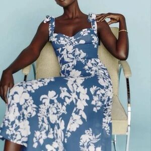 NWT Reformation Blue and White Floral Nadira Dress in Cyanotype Size 6
